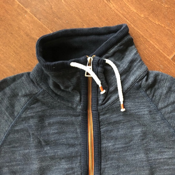 Howe Zip-Up - Picture 2 of 3